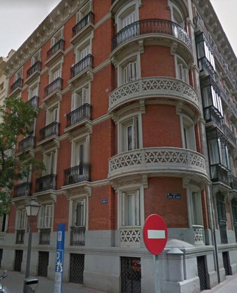 Hotel A And Z Juan De Mena (Adults Only) à Madrid Extérieur photo